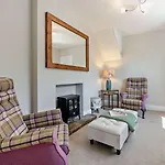 2 Bed In York Oc-92635 Kirkbymoorside
